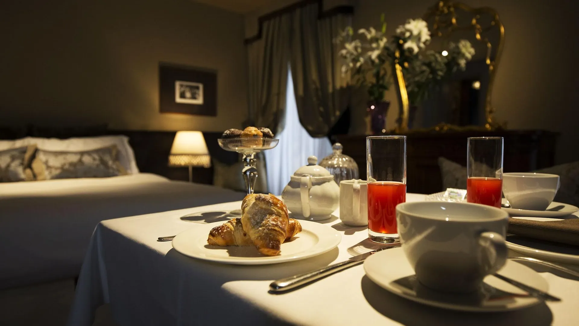 Avogaria 5 Rooms Venice Guest house