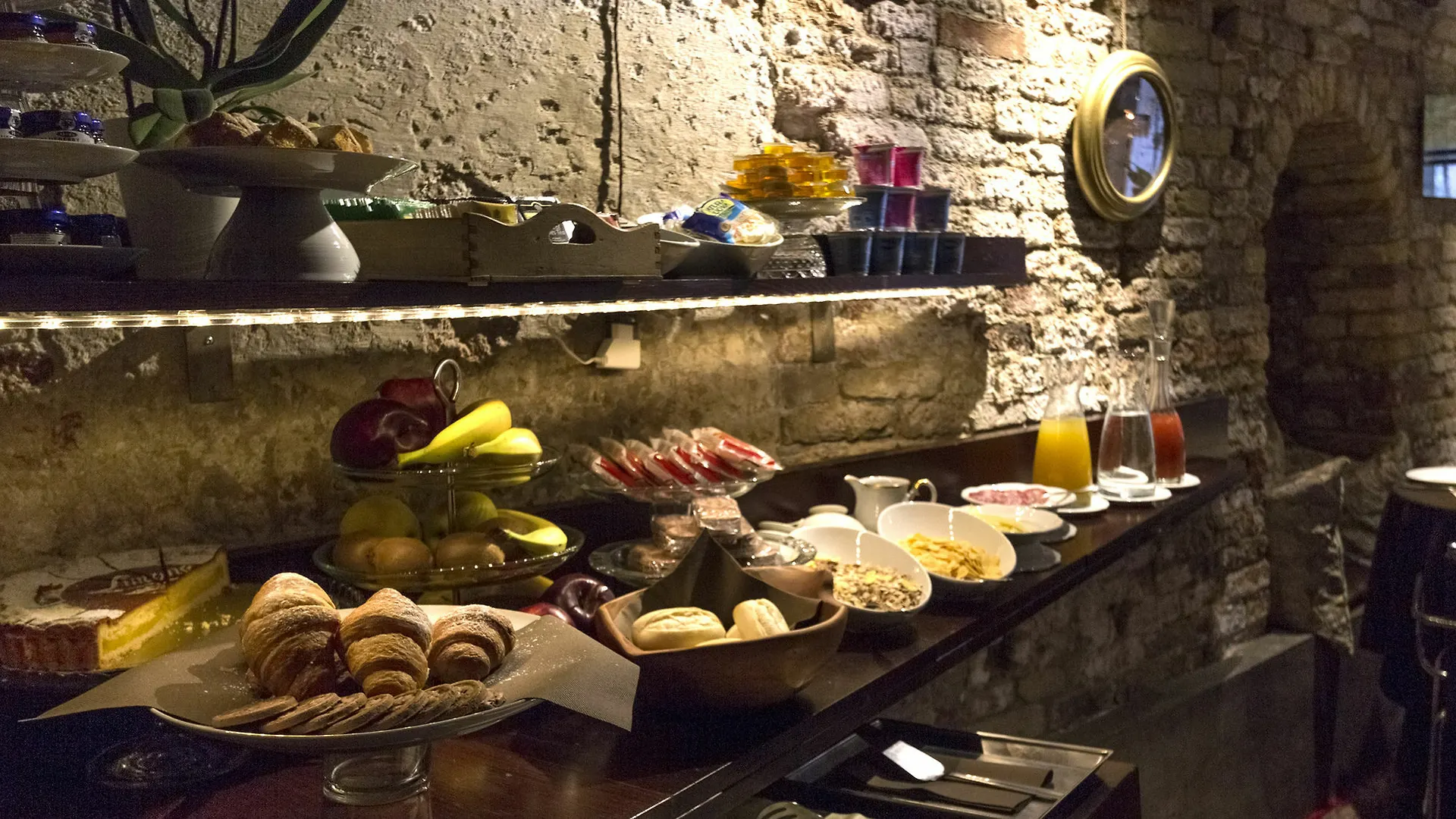 *** Guest house Avogaria 5 Rooms Venice Italy