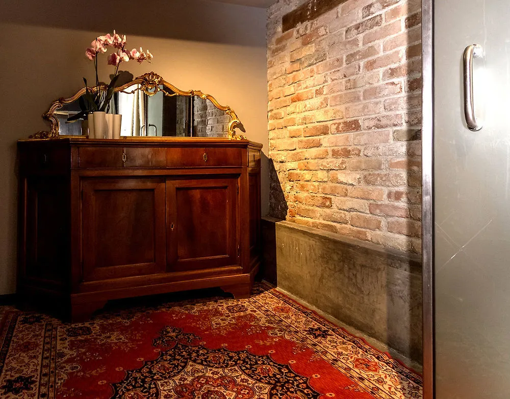 *** Guest house Avogaria 5 Rooms Venice Italy
